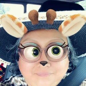 Meet your Posher, Castillo